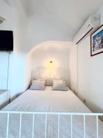King Studio with Sofa Bed