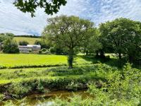 Riverside barn on private wildlife estate - B&B Washaway