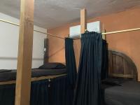 Posto Letto in Dormitorio con 10 Letti