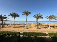 شاليه صف اول بحر - Bed and Breakfast Al ‘Ayn as Sukhnah