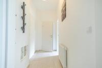 Sweet 2BR & 1LR Apartment, Around Donaustadt - B&B Viena