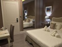 Double Room with Jacuzzi