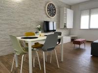 La Rondine - Monolocale zona centro - Bed and Breakfast