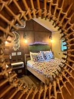 Newly Renovated Safari Tent Great for Couples in Gatlinburg, Tennesse - Chambres d'hôtes Gatlinburg