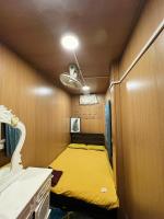 Head of Old Quater - CHEAP - Sharewc - B&B Hanoi