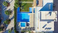 Dana's Luxury Villa and Holiday Home - Ferienwohnung