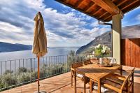 La Terrazza sul Lago by Theater Home - B&B Tignale