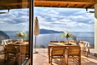 La Terrazza sul Lago by Theater Home - B&B Tignale
