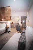 KA Luxury Apartments - B&B Mantoúki