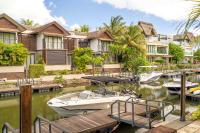 Waterfront Luxury Lodge w Private Pool - Ferienwohnung Grande Rivière Noire