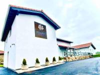 Chalets Requejil - El Pumarin - B&B Larteme