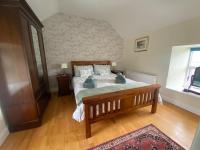 Surveyors House Apt, Westport, lovely 2 bed 2 bath - B&B Westport