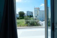 The Sunrise Apartment By Athens Airport 1 - Chambres d’hôtes Spáta