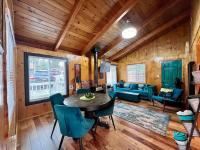 Cozy Big Bear cabin for couples Hot tub,deck,pets,WiFi - B&B Big Bear City