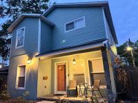 St Pete Oasis - Near Downtown - B&B