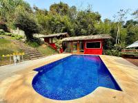 Refúgio Exclusivo em Itaipava com piscina e sauna - Bed and Breakfast Nogueira