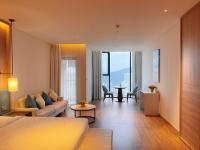 Estudio con vistas al lago