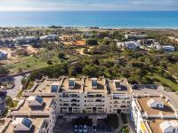 Salgados 1 Bedroom Apartment - 500m from the Beach - B&B