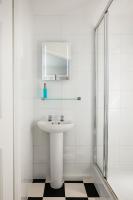 Single Room En Suite Courtyard