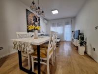 Liberty Apartment with private parking - B&B Novi Sad