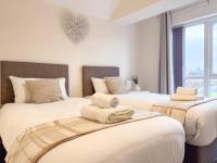 Huge house Private Parking - Bed and Breakfast Derby