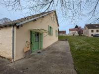 Gîte entre Touraine et Berry, bordé de rivière, près du parc animalier et station thermale - FR-1-591-67 - B&B