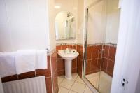 Camera Matrimoniale Classic con Doccia