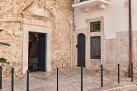 Dimora Storica a Trani con Terrazzo Jacuzzi x Dimora Storica a Trani con Terrazzo e Jacuzzi con 6 Posti Letto e Aria Condizionata - B&B Trani