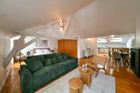 La Tourelle ~ Centre-Ville ~ Arrivée Autonome - Bed and Breakfast