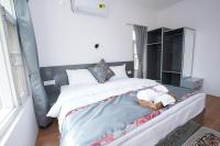 Appartamento Deluxe con 2 Camere da Letto e Balcone