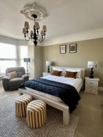 Charming city home free parking - B&B