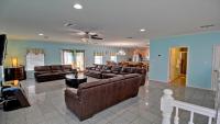 New Renovation, EV charger, 5 Lots To The Beach,Heated Pool,Jaccuzi - Ferienwohnung South Padre Island