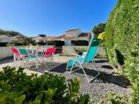 Maison Confortable à 300m de la Plage des Dunes avec Jardin et Parking Privé - FR-1-231-188 - B&B