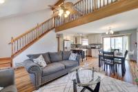 Cedar Cove Retreat Pool BBQ Game Room - B&B Albrightsville