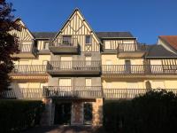 Le petit navire - accès direct plage - B&B Cabourg