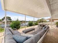 Canal viewPrivate JettyFamily-Pet Friendly - B&B South Yunderup