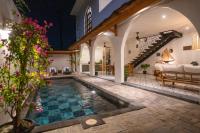 Villa Rhapsody Seminyak - B&B Seminyak