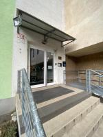 Nivy Apartment Balcony next to Central Bus Station - B&B