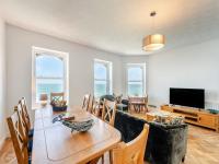 White Horses - Seaviews - B&B Ilfracombe