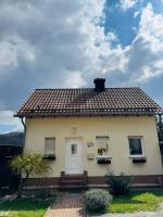 NEU im Harz, Das Haus am Wald mit privater Sauna, frisch renoviert - B&B