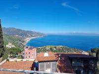 Borgo Di Taormina Apartments by Holiday World - B&B Gaggi