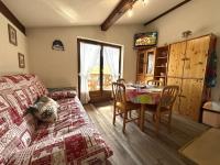 Appartement skis aux pieds avec balcon, parking et casier à ski à Praz-sur-Arly - FR-1-603-54 - B&B