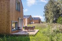 Nadmorski Spokój, domki i sauna - B&B Lubiatowo