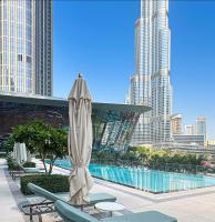 Bella Elite Homes at Grande Signature Full Burj and Fountain View Downtown - Brand New Luxury Apartment - Chambres d'hôtes Dubaï