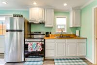 Walk to Pier & Dining: Central Rockport Cottage - B&B Rockport