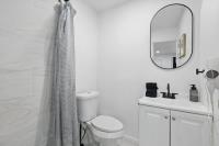 Modern 2BR Unit Hot Tub - B&B Haltom City