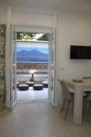 RealeBorbonica-Intero Appartamento Con Ampio Terrazzino - Bed and Breakfast