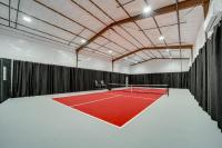 Deck and Indoor Pickleball Court West Sedona Home! - B&B