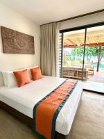 Villa - Beach Front