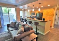 3-Bedroom Luxury Condo in the Heart of the City - B&B